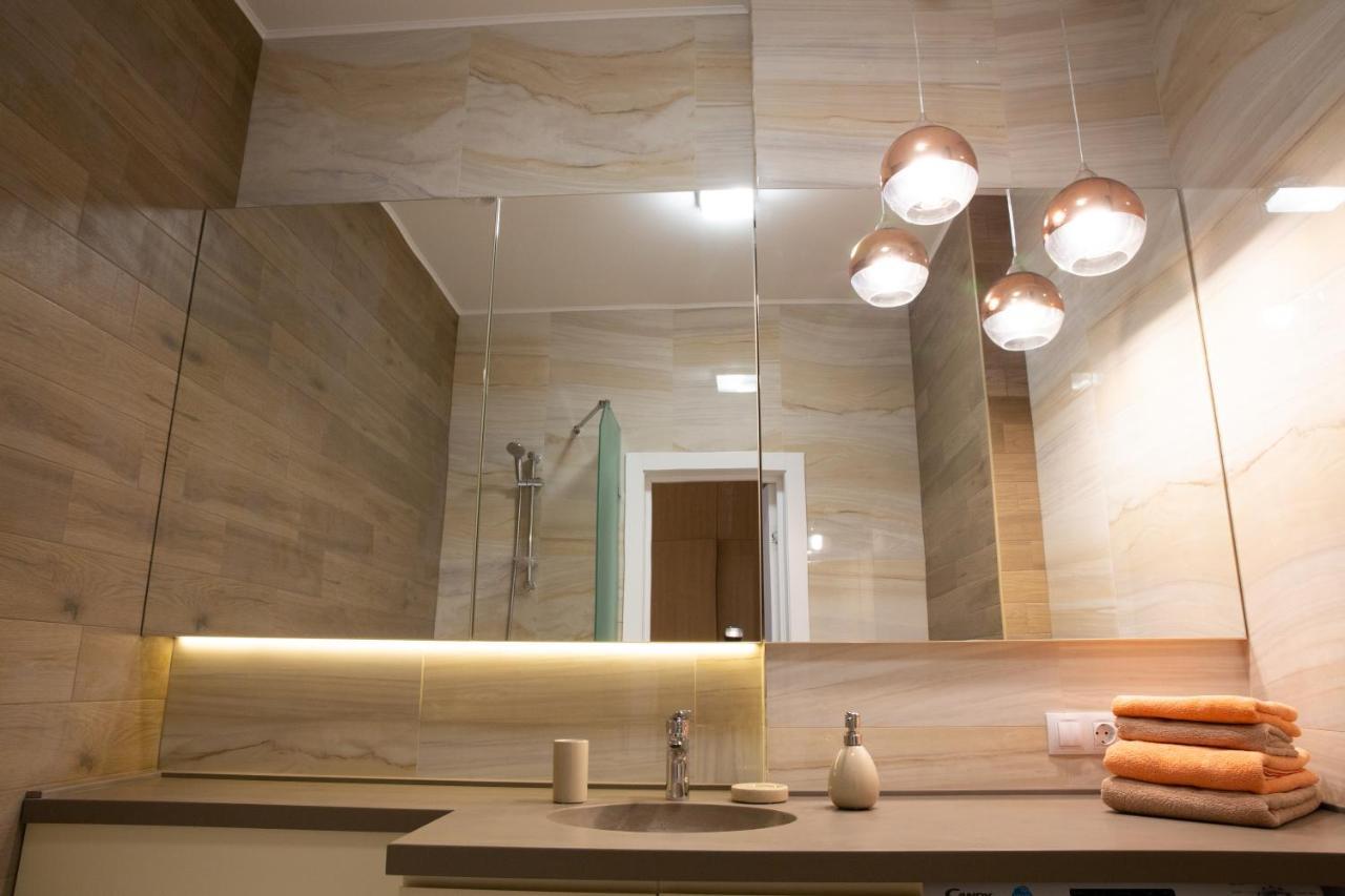 Comfortable Apartments French Quarter Акумулятори Світло Інтернет Завжди 키예프 외부 사진