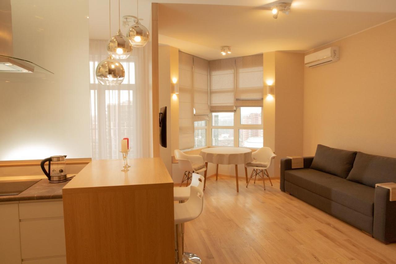 Comfortable Apartments French Quarter Акумулятори Світло Інтернет Завжди 키예프 외부 사진
