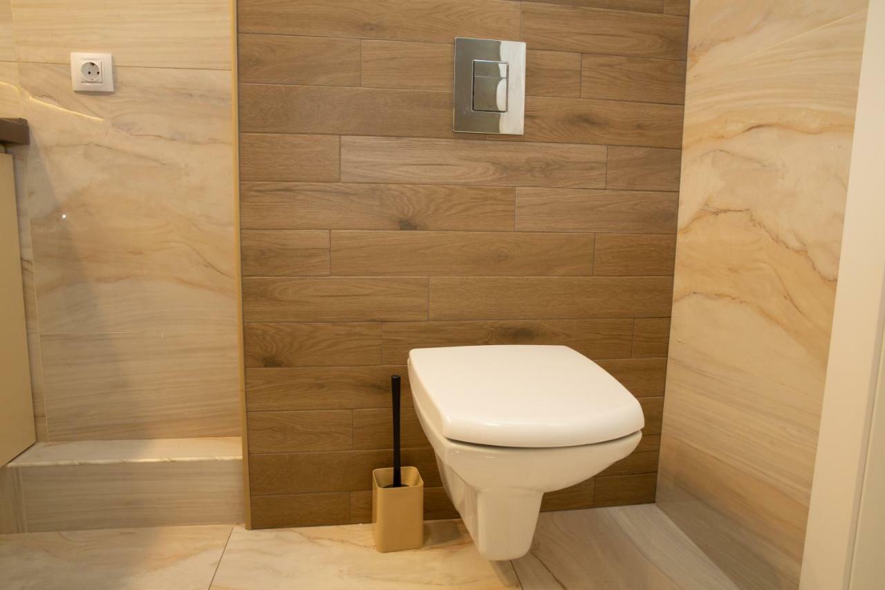 Comfortable Apartments French Quarter Акумулятори Світло Інтернет Завжди 키예프 외부 사진